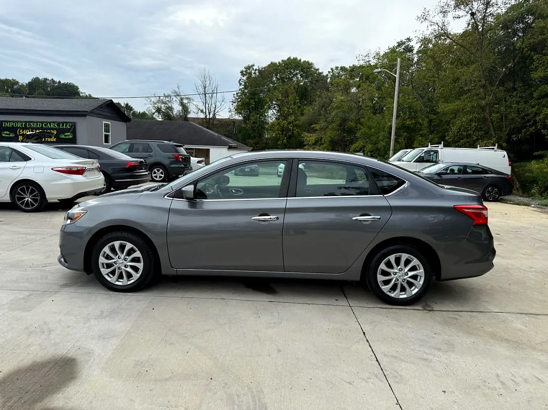 2019 Nissan Sentra - Photo 1