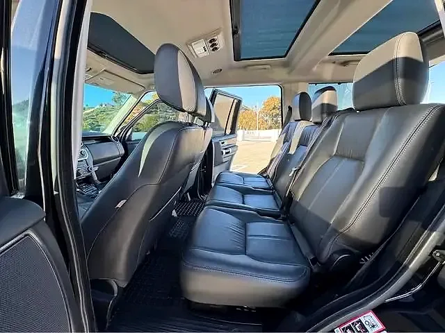 2016 Land Rover LR4 HSE - Photo 2