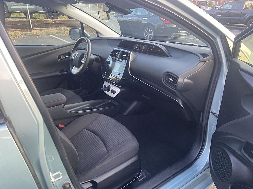 2018 Toyota Prius - Photo 4