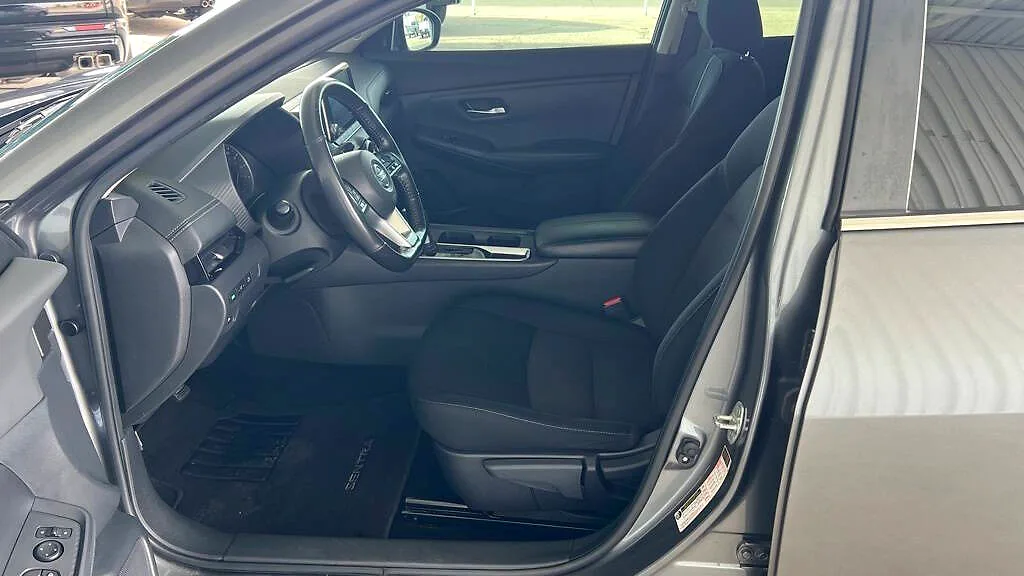 2022 Nissan Sentra - Photo 5