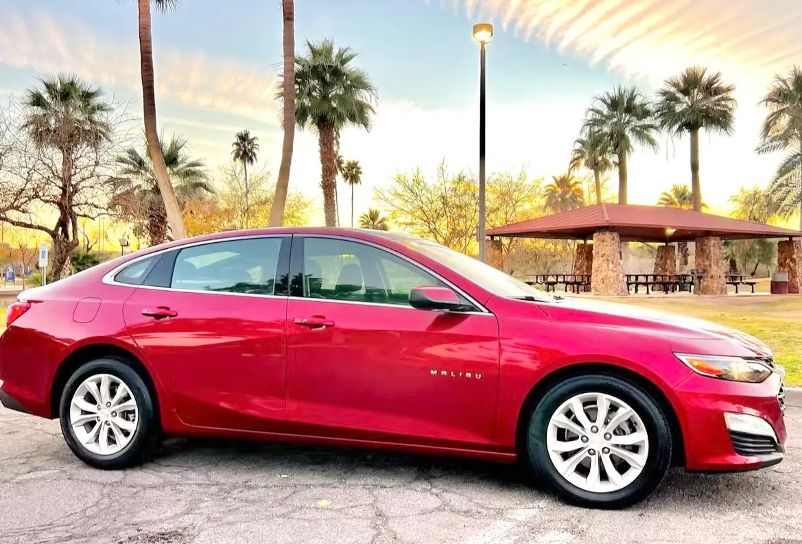 2024 Chevrolet Malibu - Photo 1