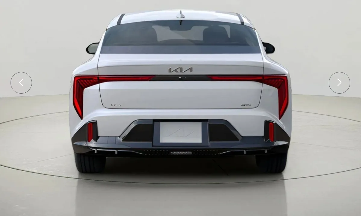 2025 Kia K4 - Photo 5