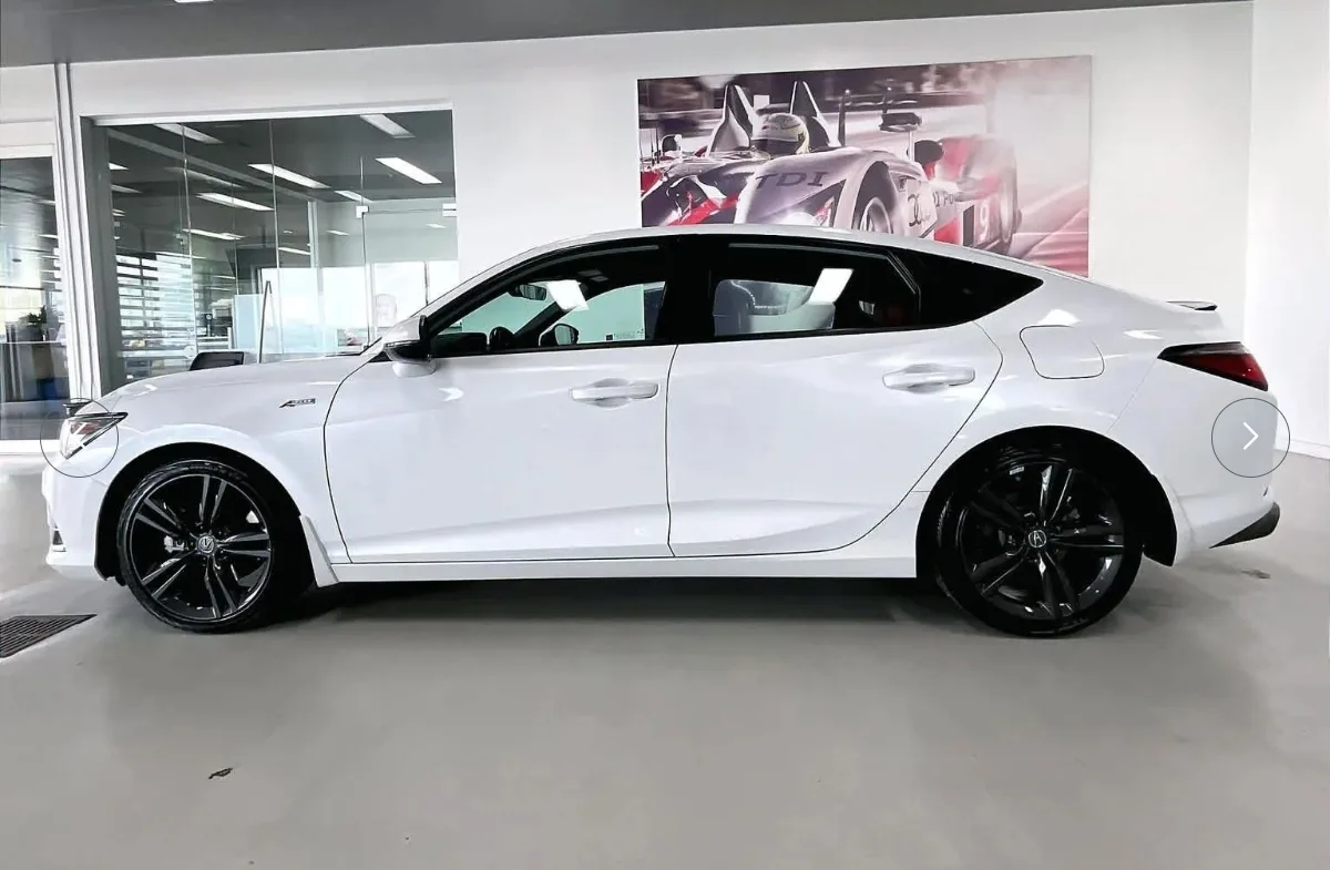 2023 Acura Integra - Photo 2