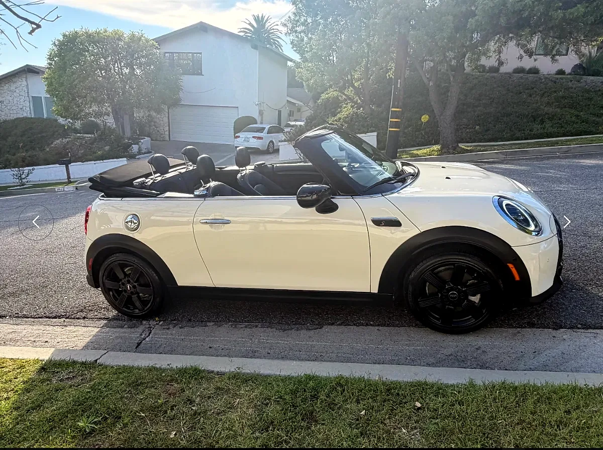 2023 MINI Cooper Convertible - Photo 2