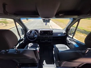 2023 Mercedes-Benz Sprinter - Photo 2