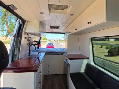 2023 Mercedes-Benz Sprinter - Photo 5