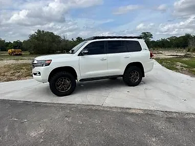 2021 Toyota Land Cruiser