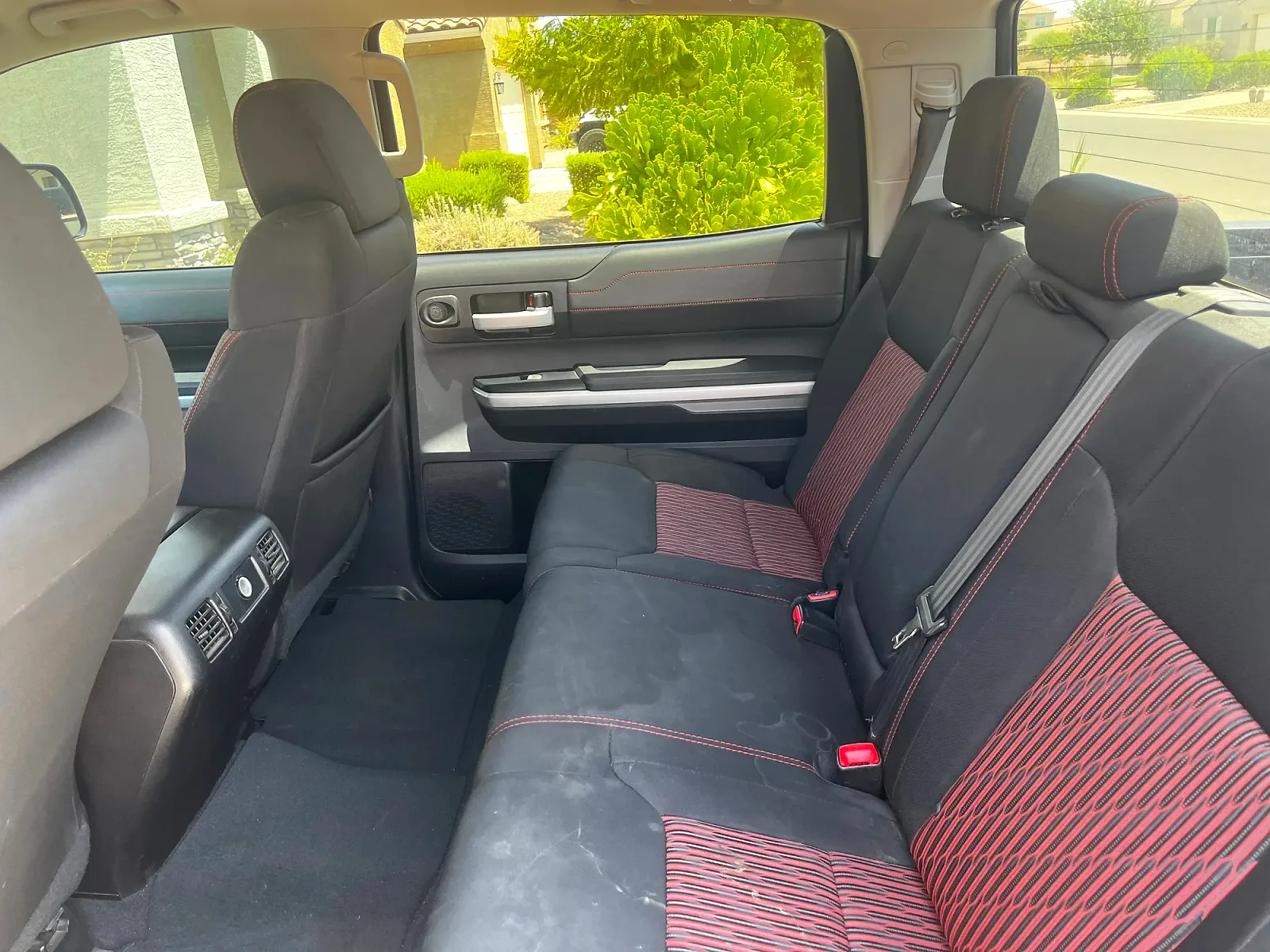 2015 Toyota Tundra - Photo 5