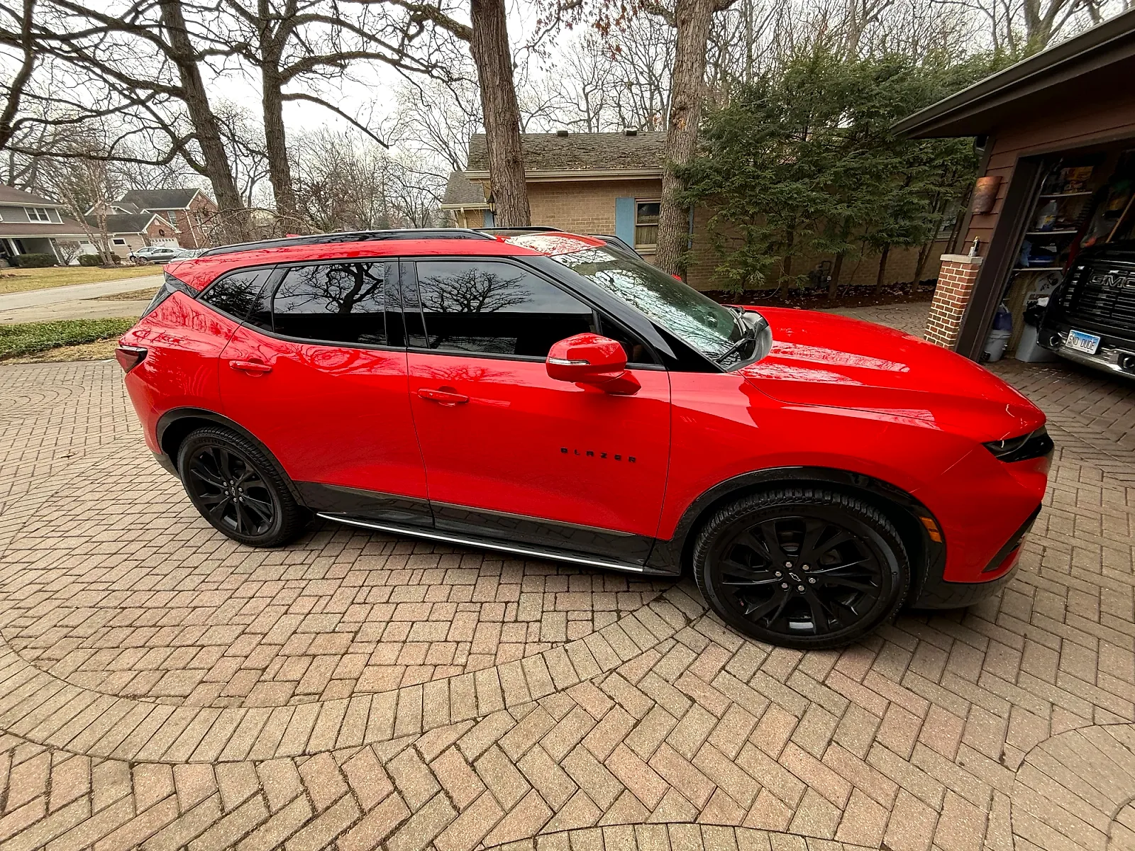 2019 Chevrolet Blazer - Photo 2