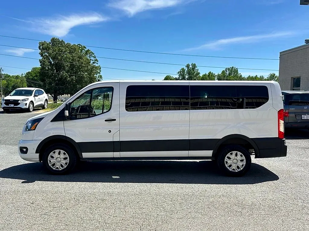 2023 Ford Transit - Photo 2