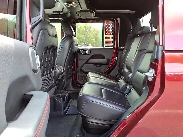2021 Jeep Gladiator - Photo 5