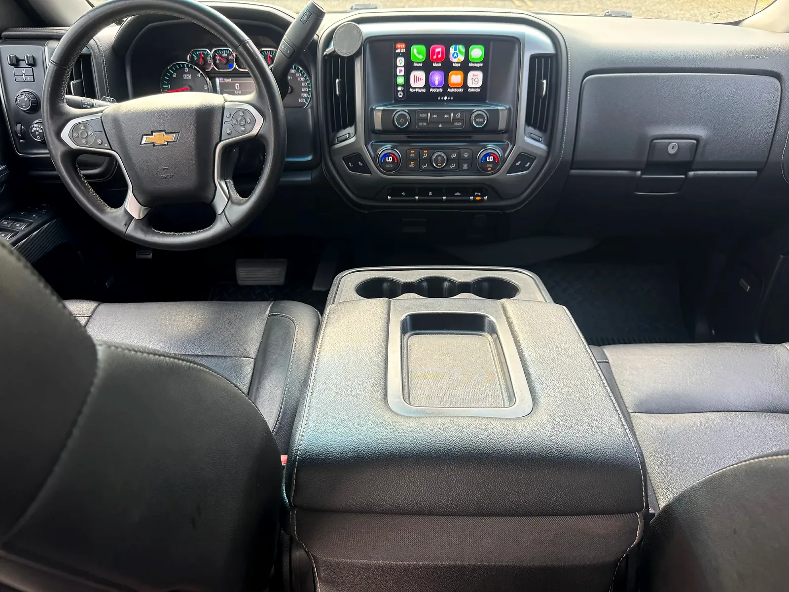 2015 Chevrolet Silverado - Photo 5