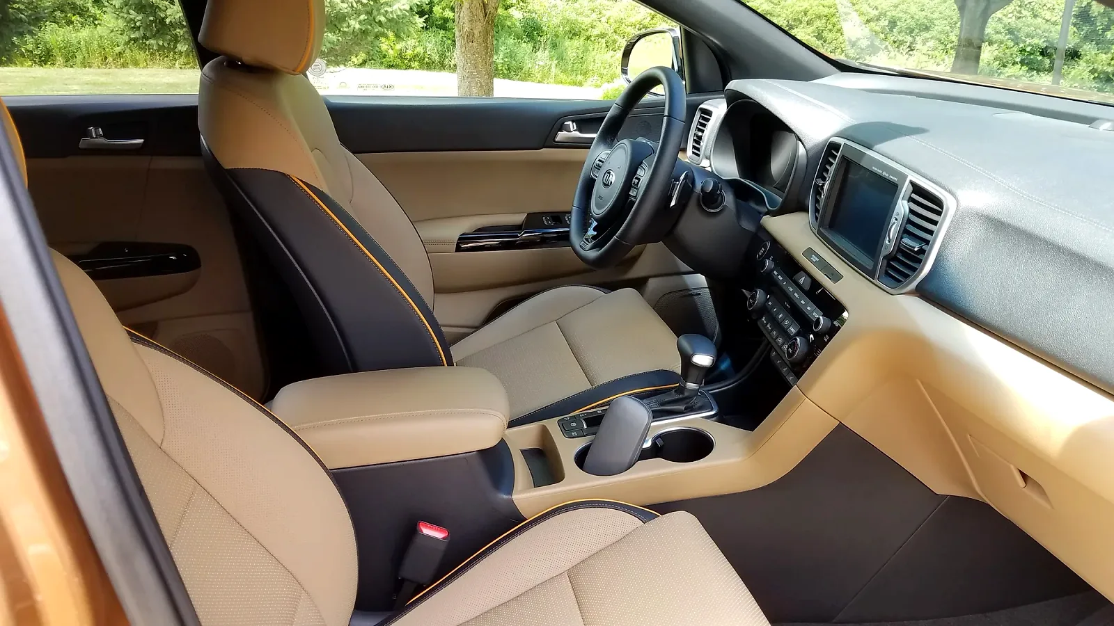 2019 Kia Sportage - Photo 2
