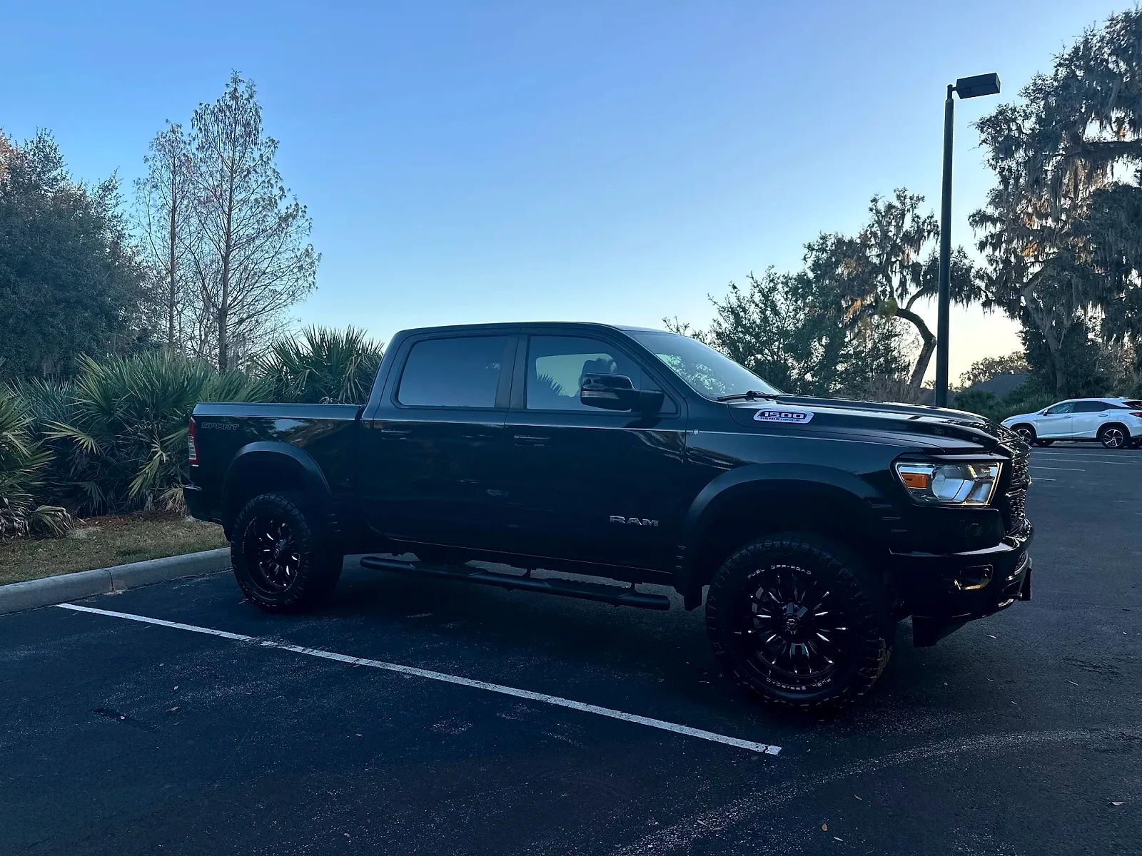 2022 RAM 1500 - Photo 2