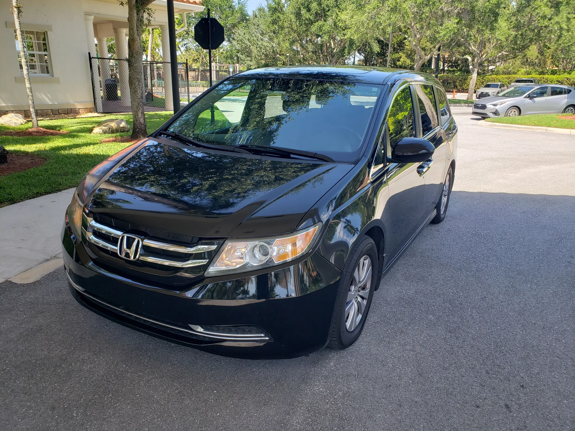 2016 Honda Odyssey - Photo 2