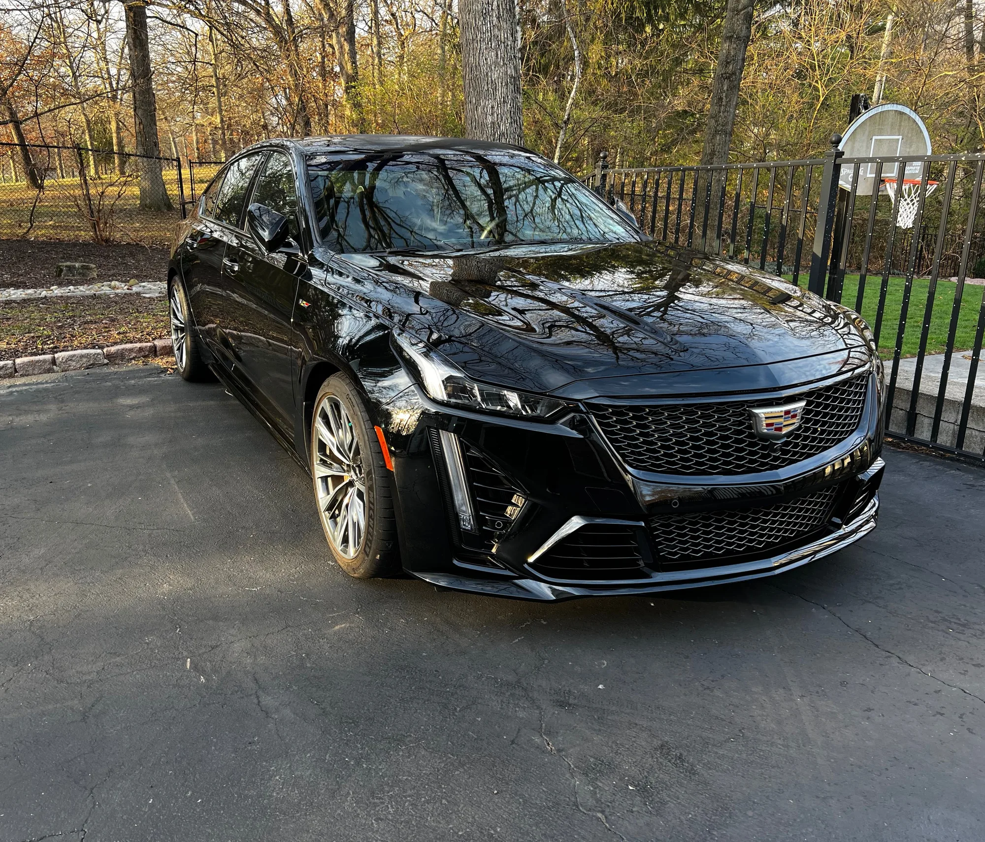 2022 Cadillac CT5 - Photo 2