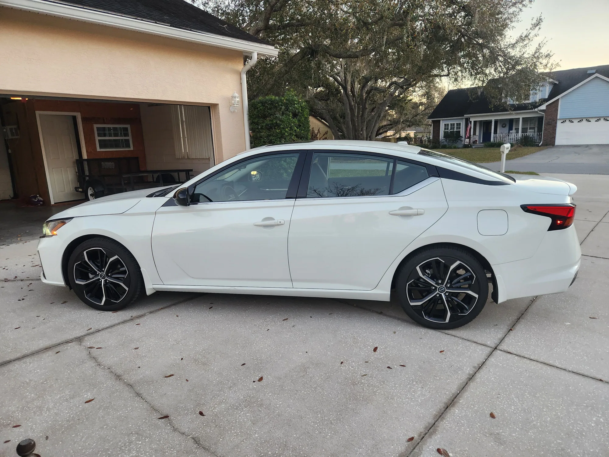 2024 Nissan Altima - Photo 2