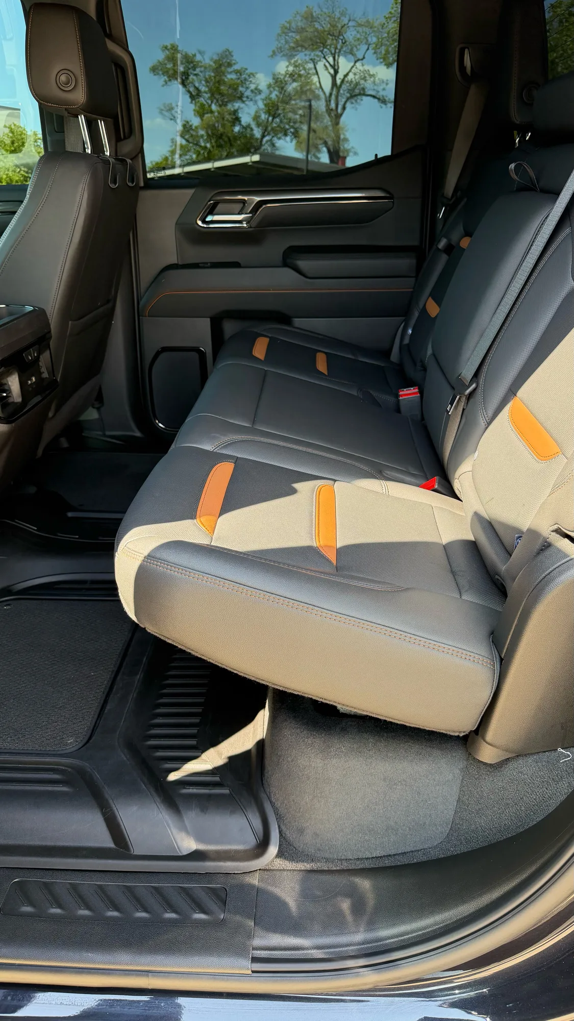 2025 GMC Sierra - Photo 5