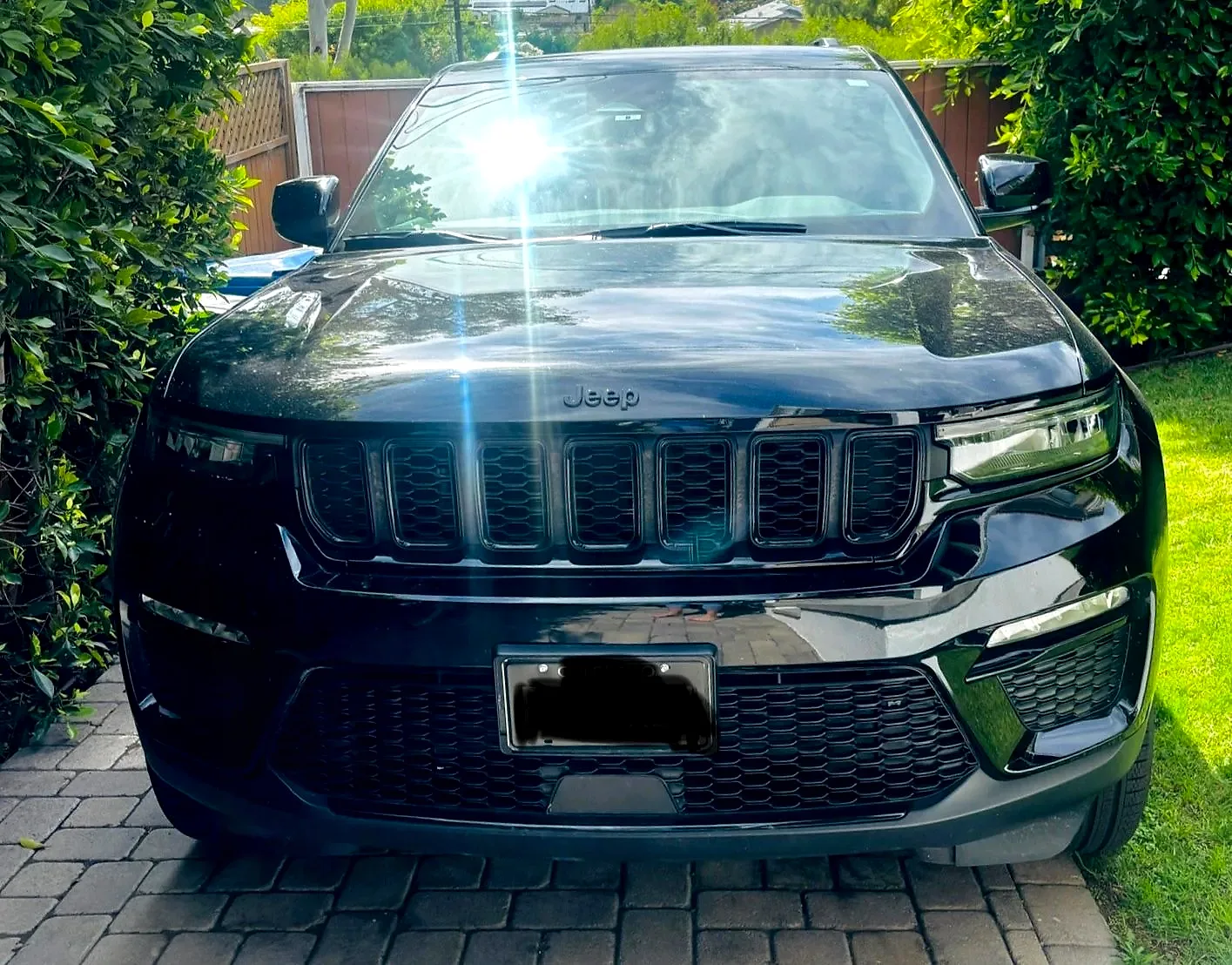 2025 Jeep Grand Cherokee - Photo 2