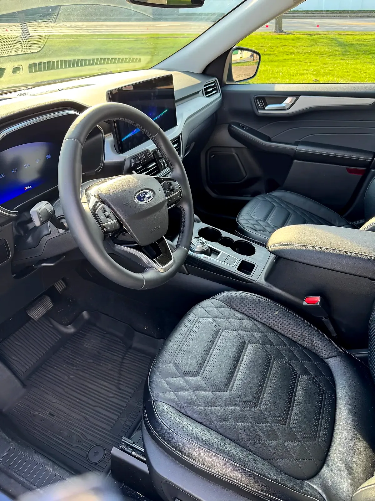 2024 Ford Escape - Photo 2